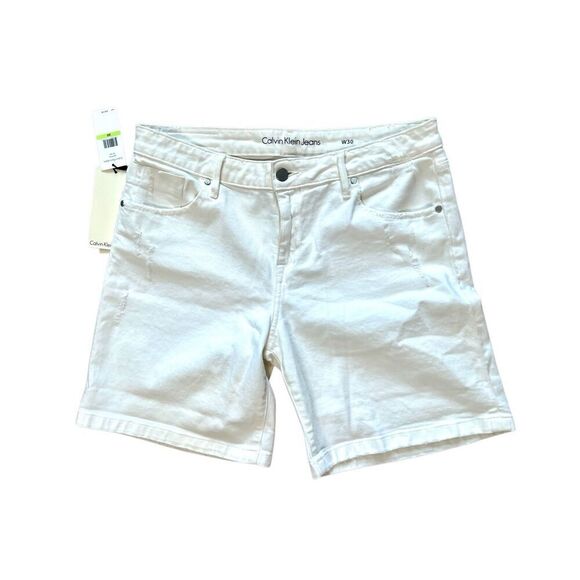 Calvin‎ Klein Distressed Mid Rise White Denim Shorts Sz 30 Mom Jeans Camp NWT - Picture 1 of 7